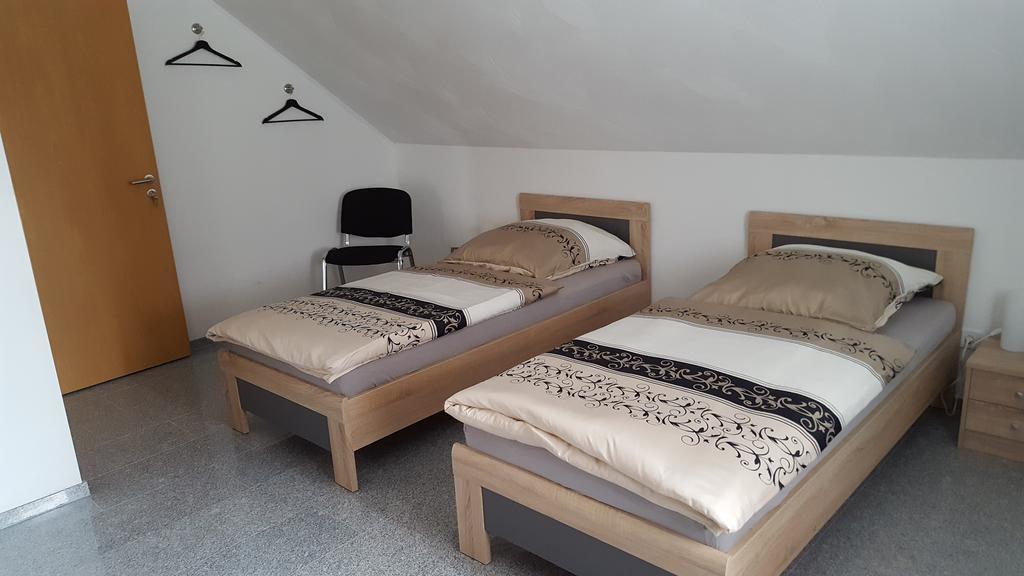 Haus-Bernhard-Hp Διαμέρισμα Herschweiler-Pettersheim Εξωτερικό φωτογραφία